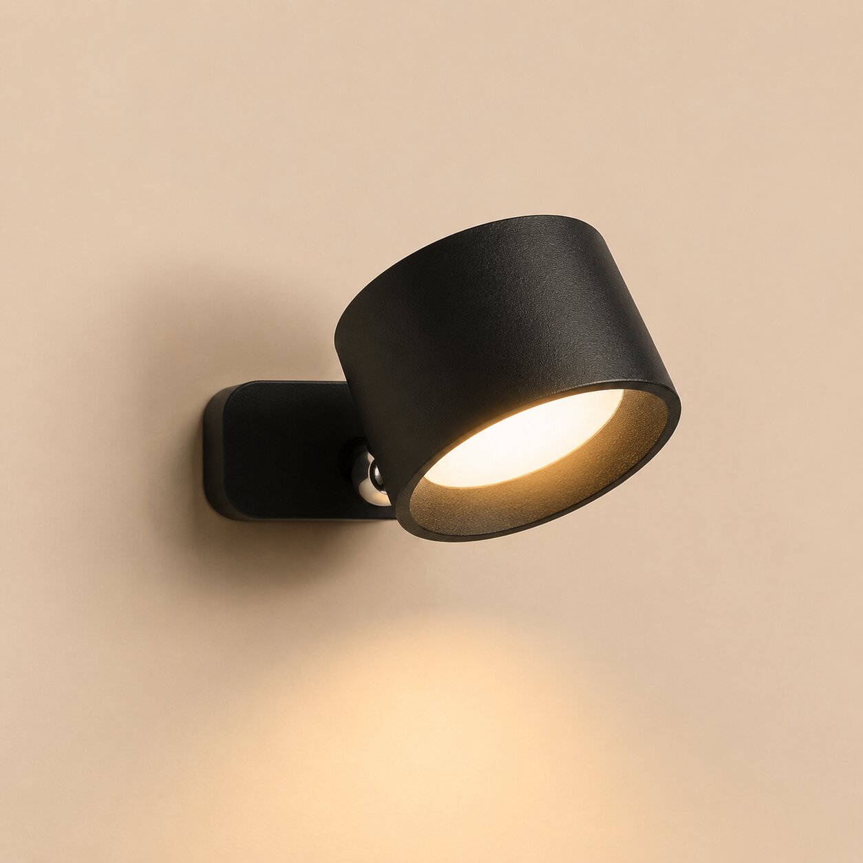 Auralis Wall Light