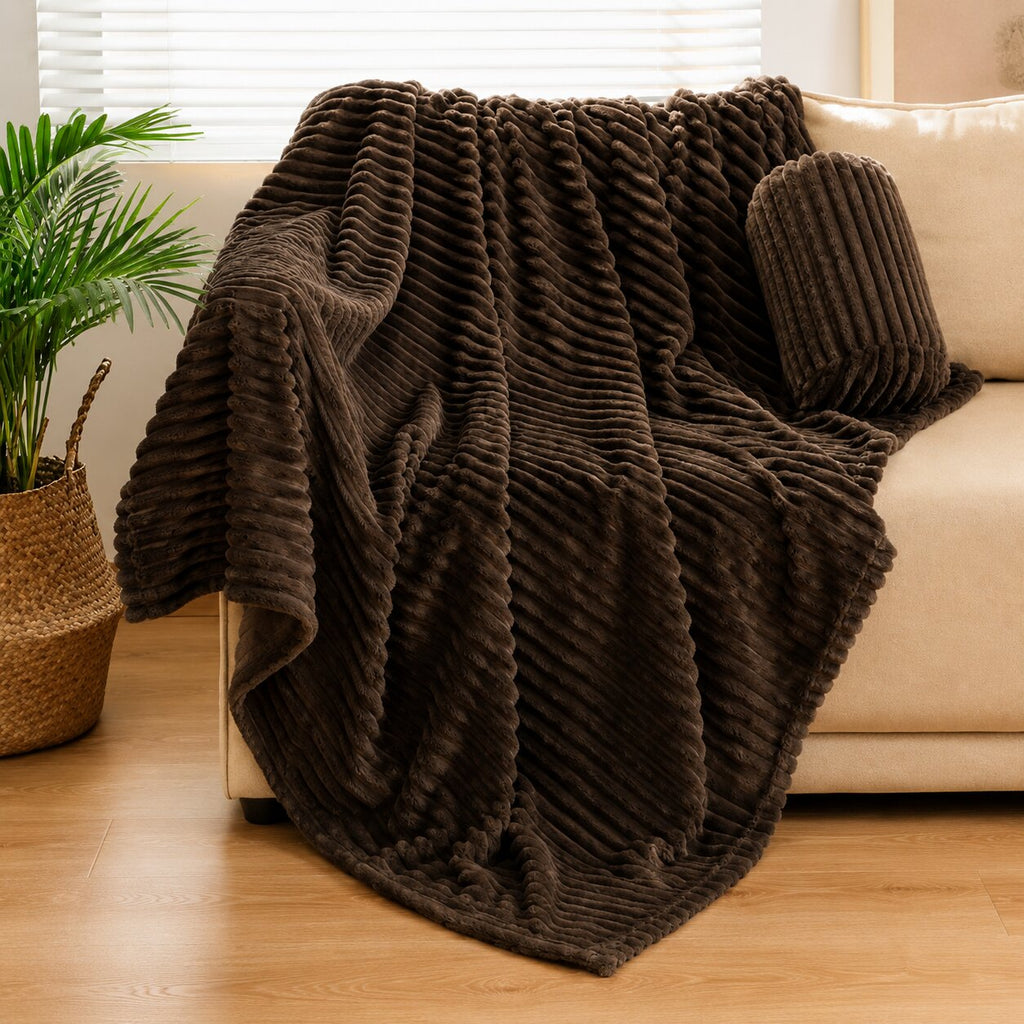 Soren Ribbed Blanket