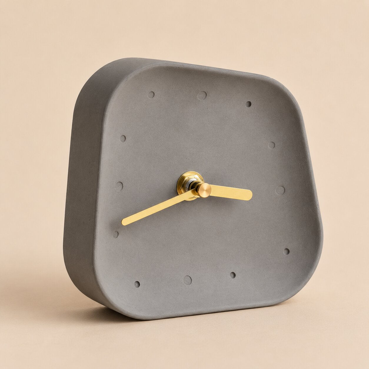 Mero Desk Clock