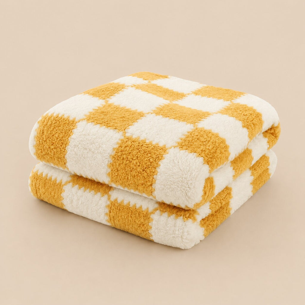 Sienna Checkered Fleece Throw Blanket