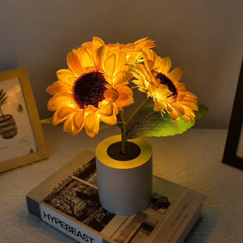 Rechargeable Sunflower Table Lamp