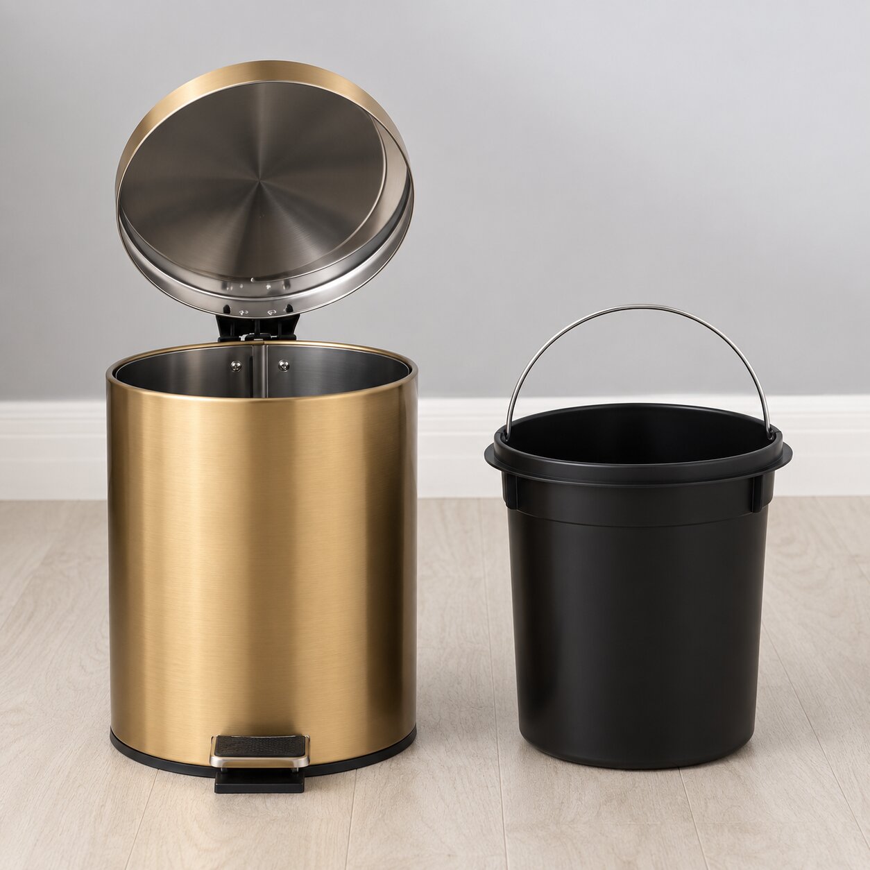 LuxeStep Stainless Steel Trash Can