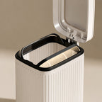 Vero Step Bin