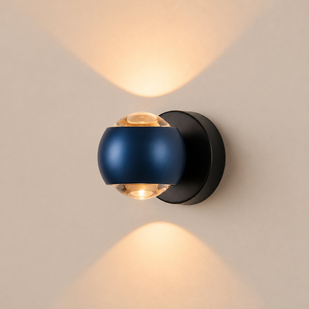 Orien Wall Lamp